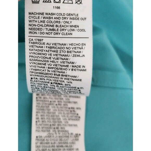 Athleta Marlow Romper Medium Gulf Blue Green Stretch Outdoor Pockets V-Neck Tie - Picture 4 of 11